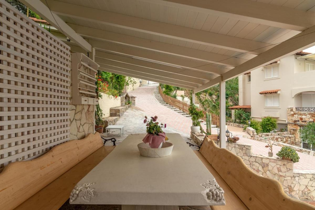 Cretan Biosuites Palaiokastro  Buitenkant foto